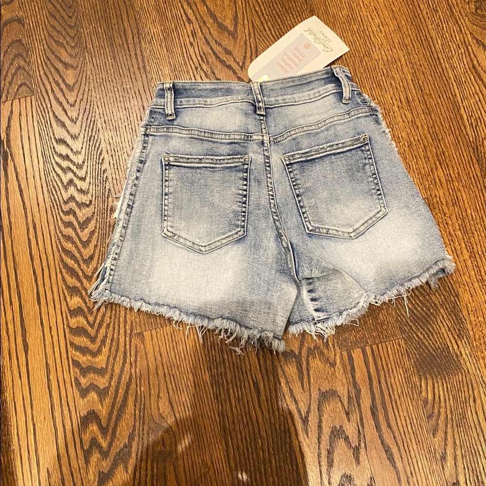 Coco + Carmen denim jean shorts NWT - Picture 2 of 5